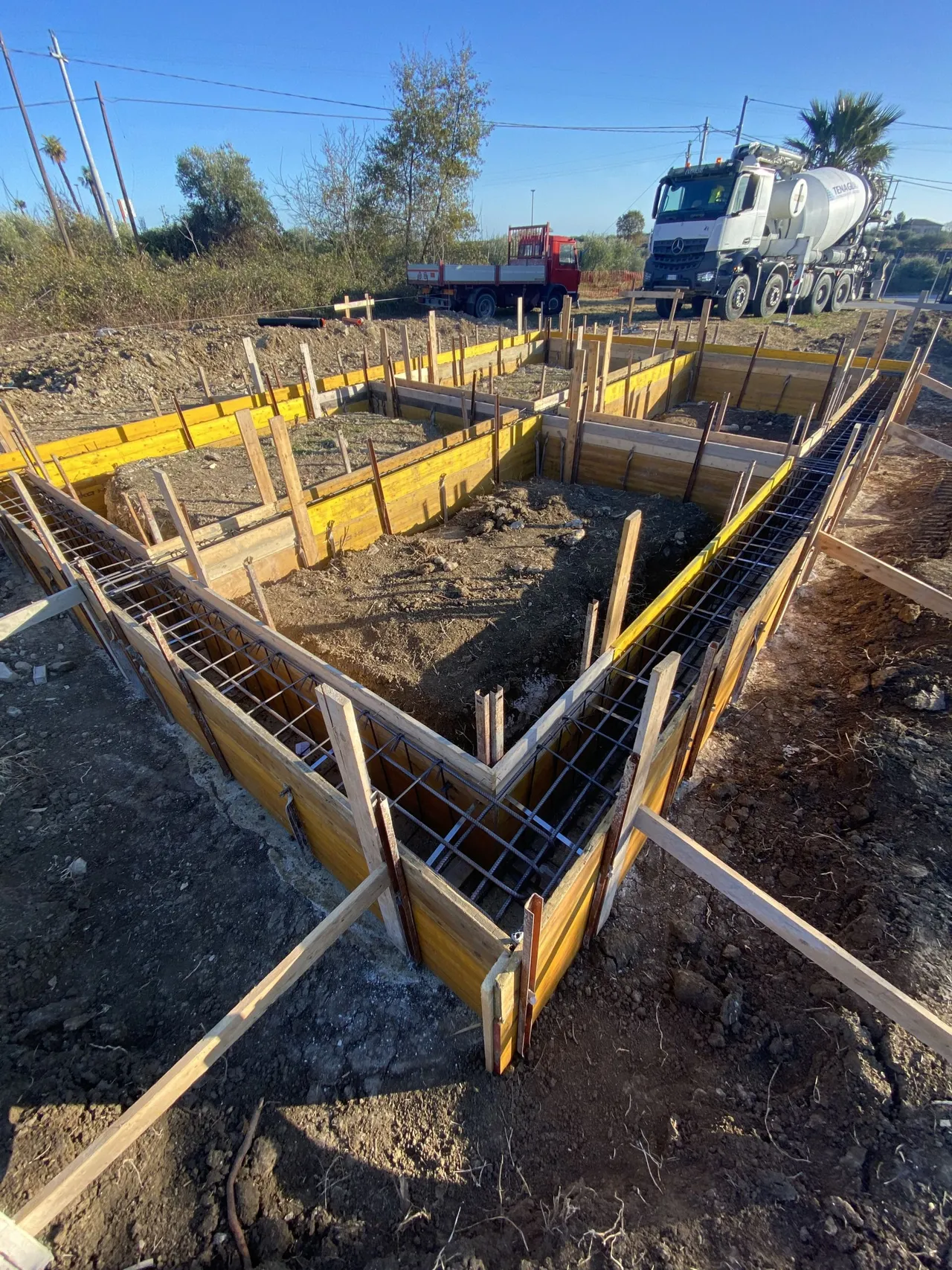 Struttura in legno con gettata in cemento