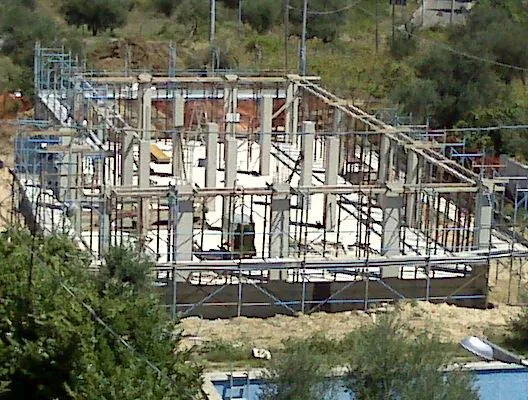 Perforazione terreno in corso