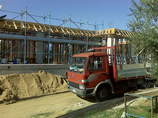 Perforazione terreno in corso