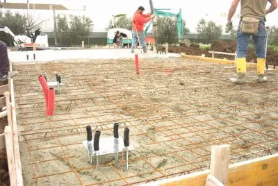 Perforazione terreno in corso