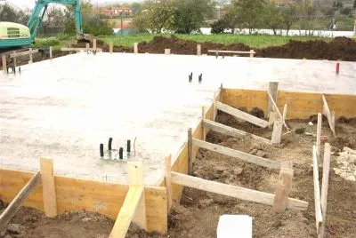 Perforazione terreno in corso