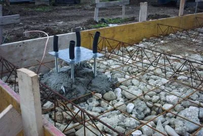 Perforazione terreno in corso