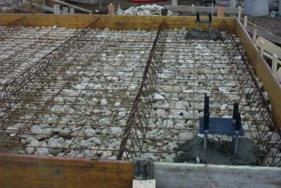 Perforazione terreno in corso